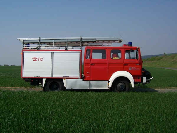 rechts.JPG (71880 Byte)